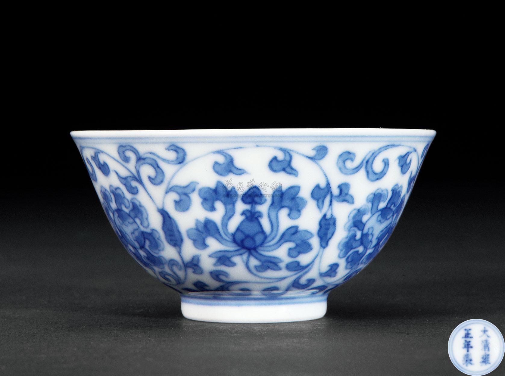 【清雍正 青花缠枝莲纹小杯】拍卖品_图片_价格_鉴赏_清代青花瓷器