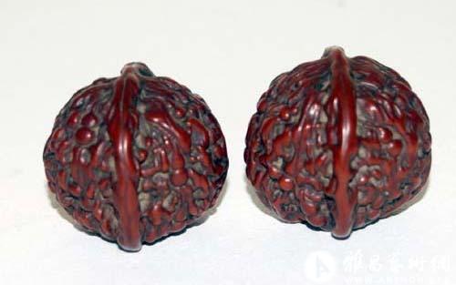 文玩核桃赌青皮盛行:核桃涨价一倍_收藏天地_雅昌新闻