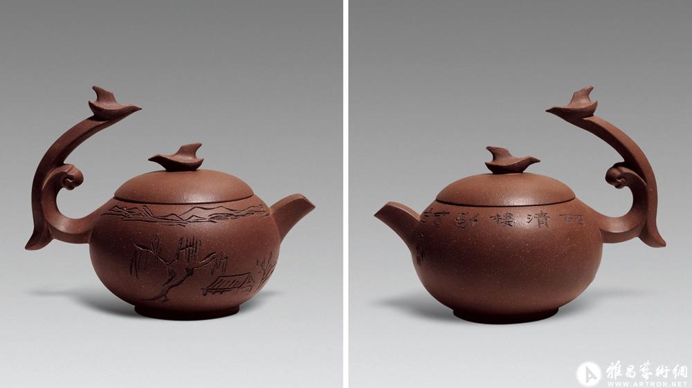 绘皕清楼勘书图紫砂壶<br>^-^Purple Clay Teapot Inscribed with Painting of Bi Qing Studio