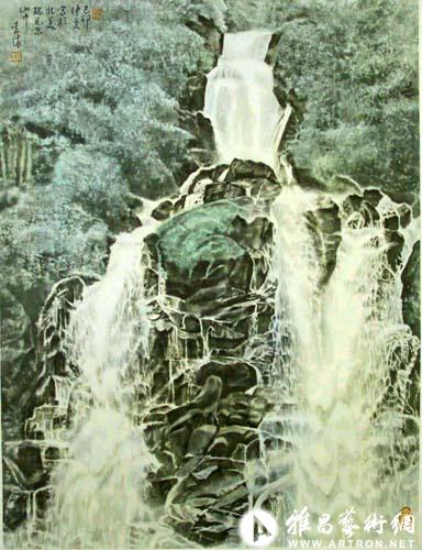 美国瑞尼尔山瀑布