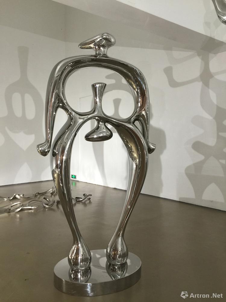 《如是住》系列大件不锈钢作品(11)