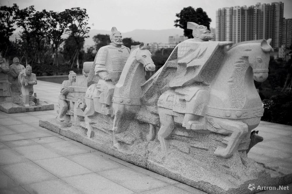 河源客家文化公园：客家六次迁徙雕塑群 Heyuan Hakka Cultural Park: the six Hakka migrations group sculptures（2）