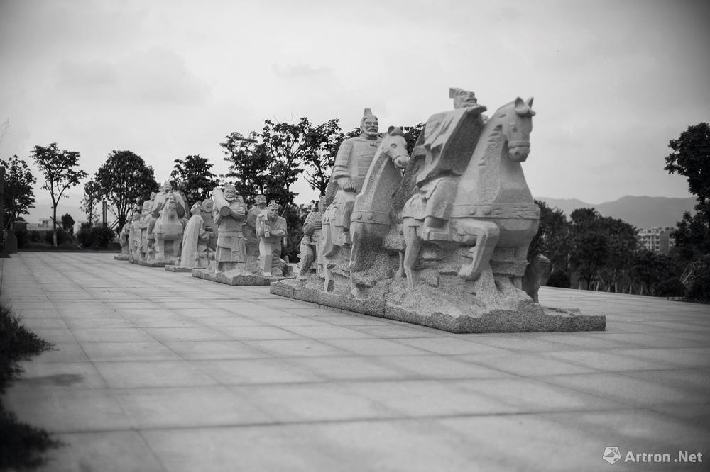 河源客家文化公园：客家六次迁徙雕塑群 Heyuan Hakka Cultural Park: the six Hakka migrations group sculptures（3）