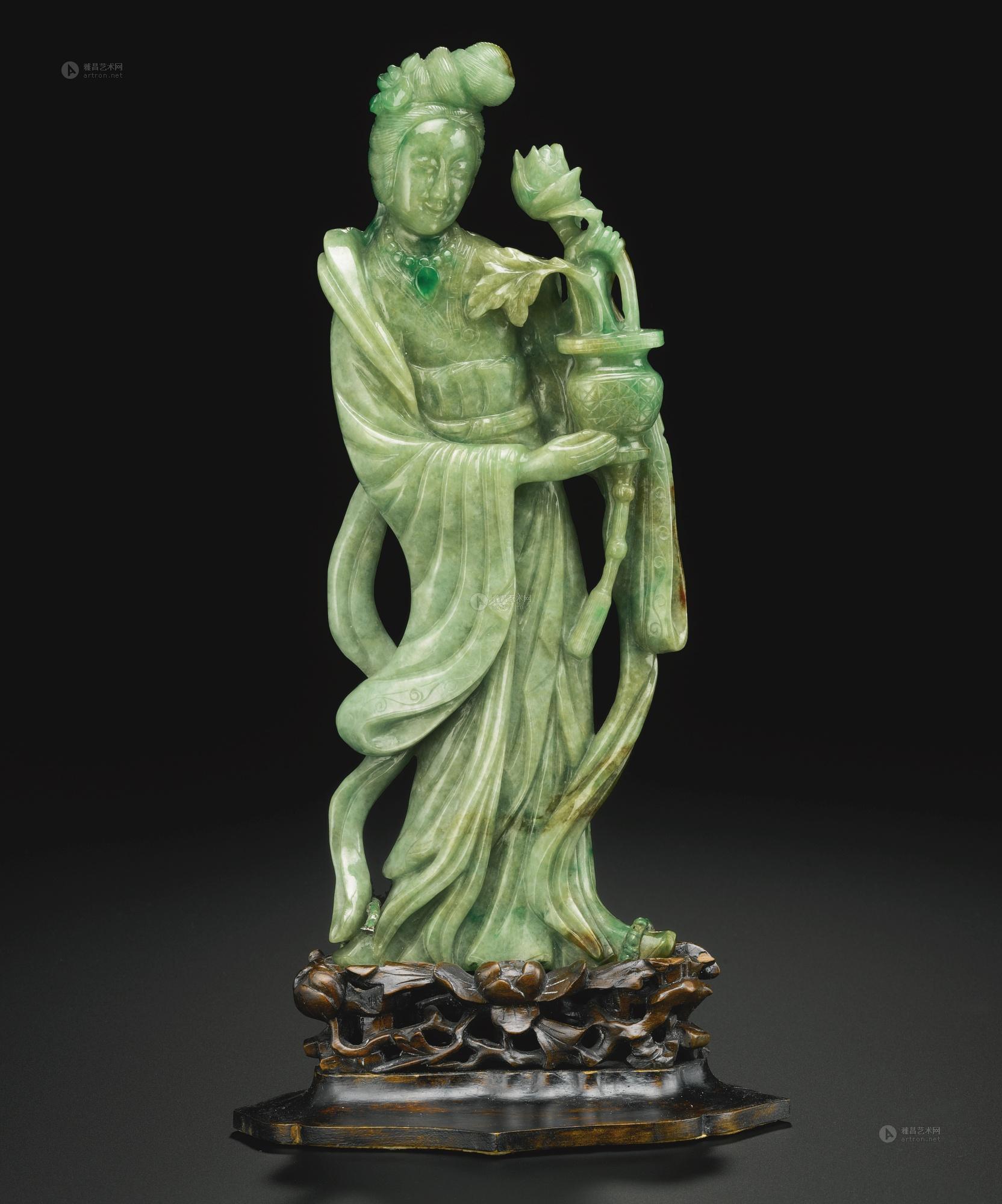 0159 二十世纪早期 翠玉雕美人立像