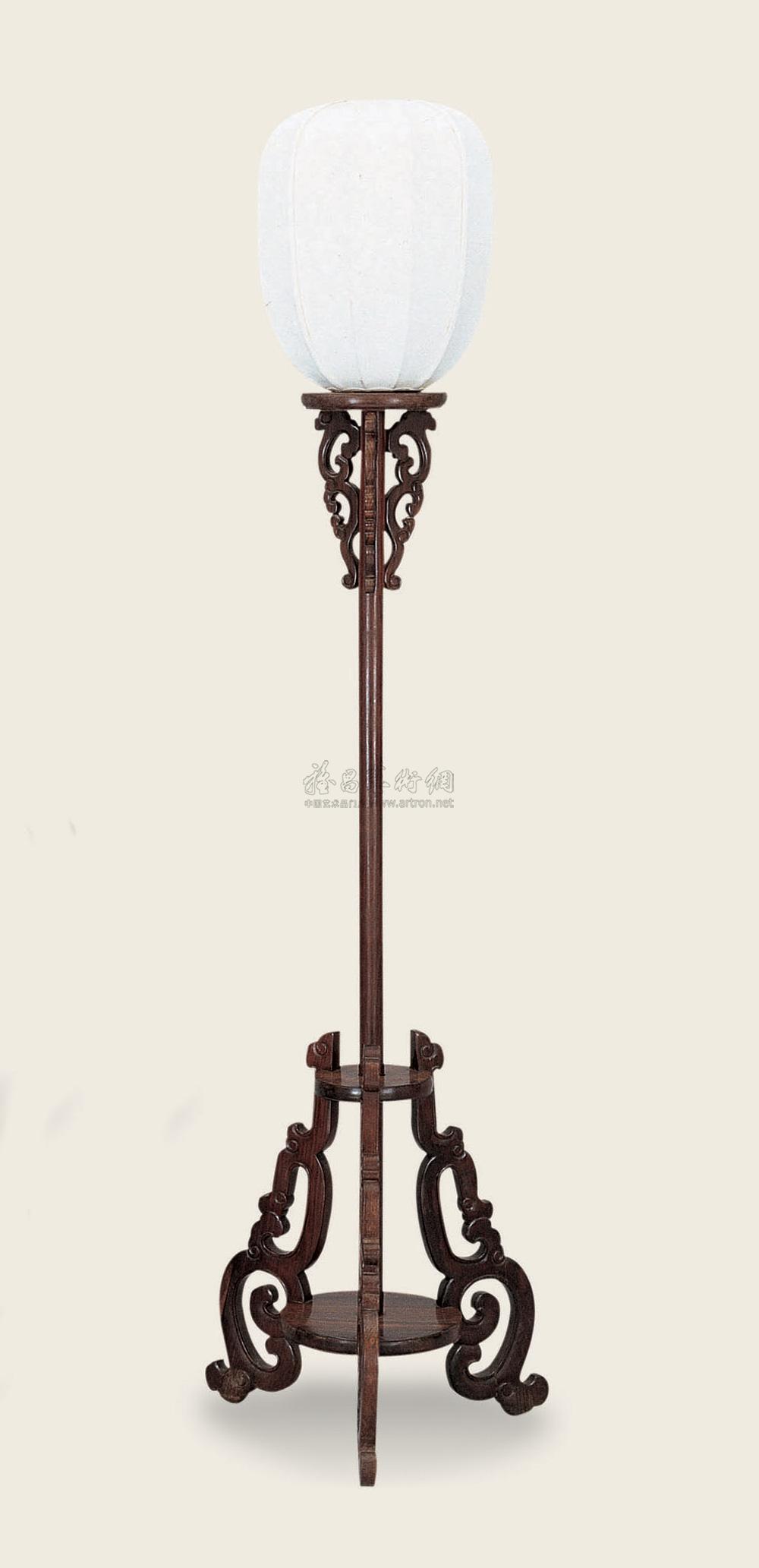 1550 清中期 红木三足独杆立灯