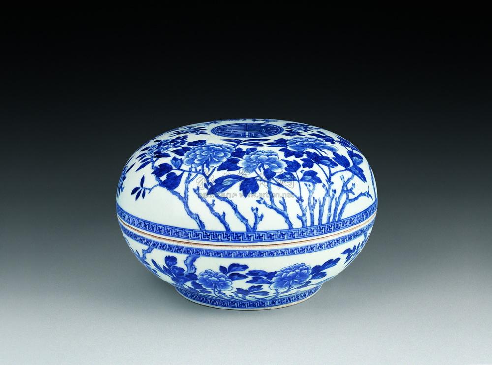 【清同治 青花花卉纹大捧盒】拍卖品_图片_价格_鉴赏_清代青花瓷器