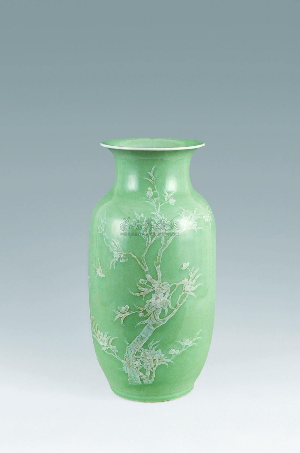 粉青釉留白花鸟灯笼瓶】拍卖品_图片_价格_鉴赏_清代单色釉瓷器_雅昌