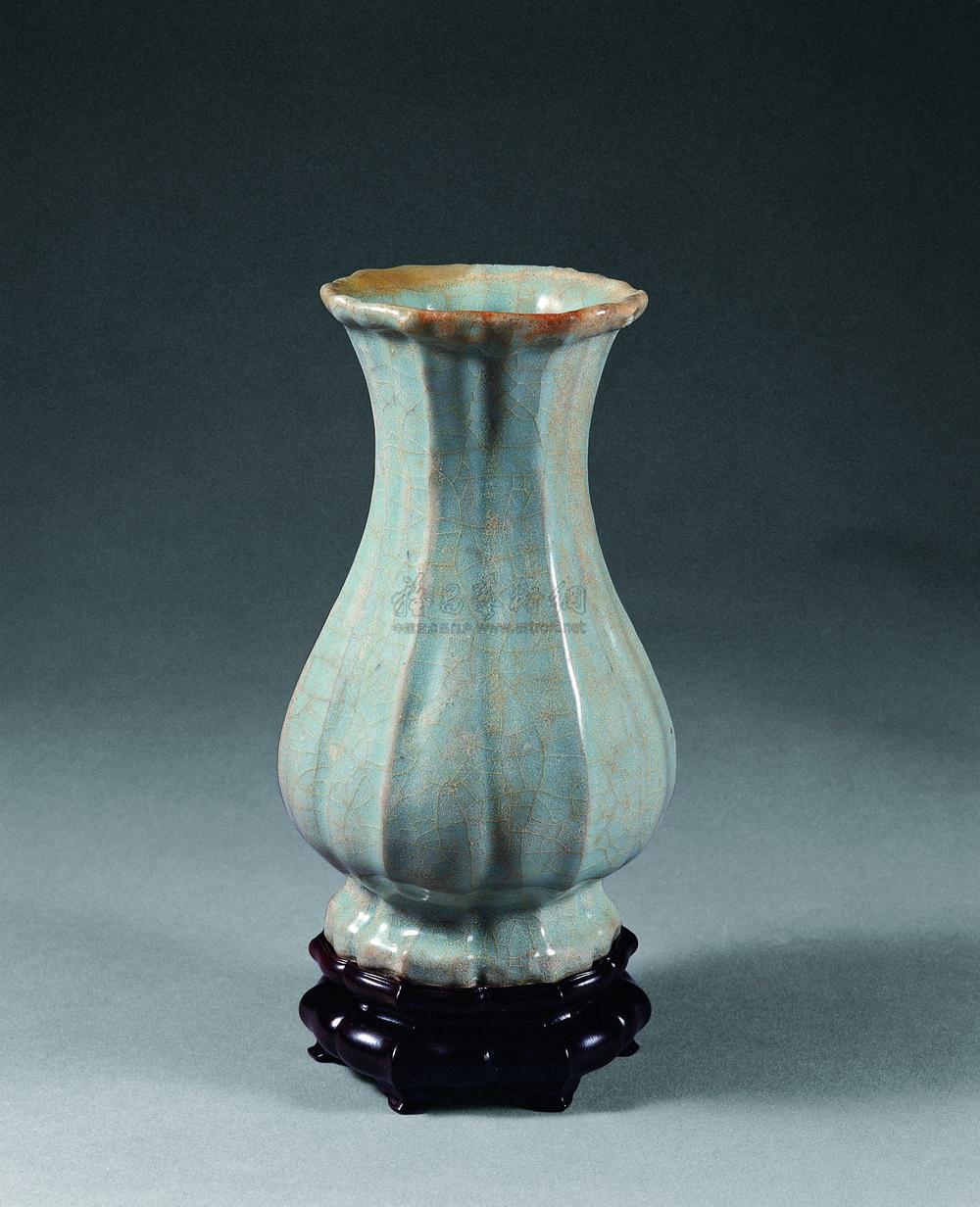 1014 南宋 官窑瓜棱瓶