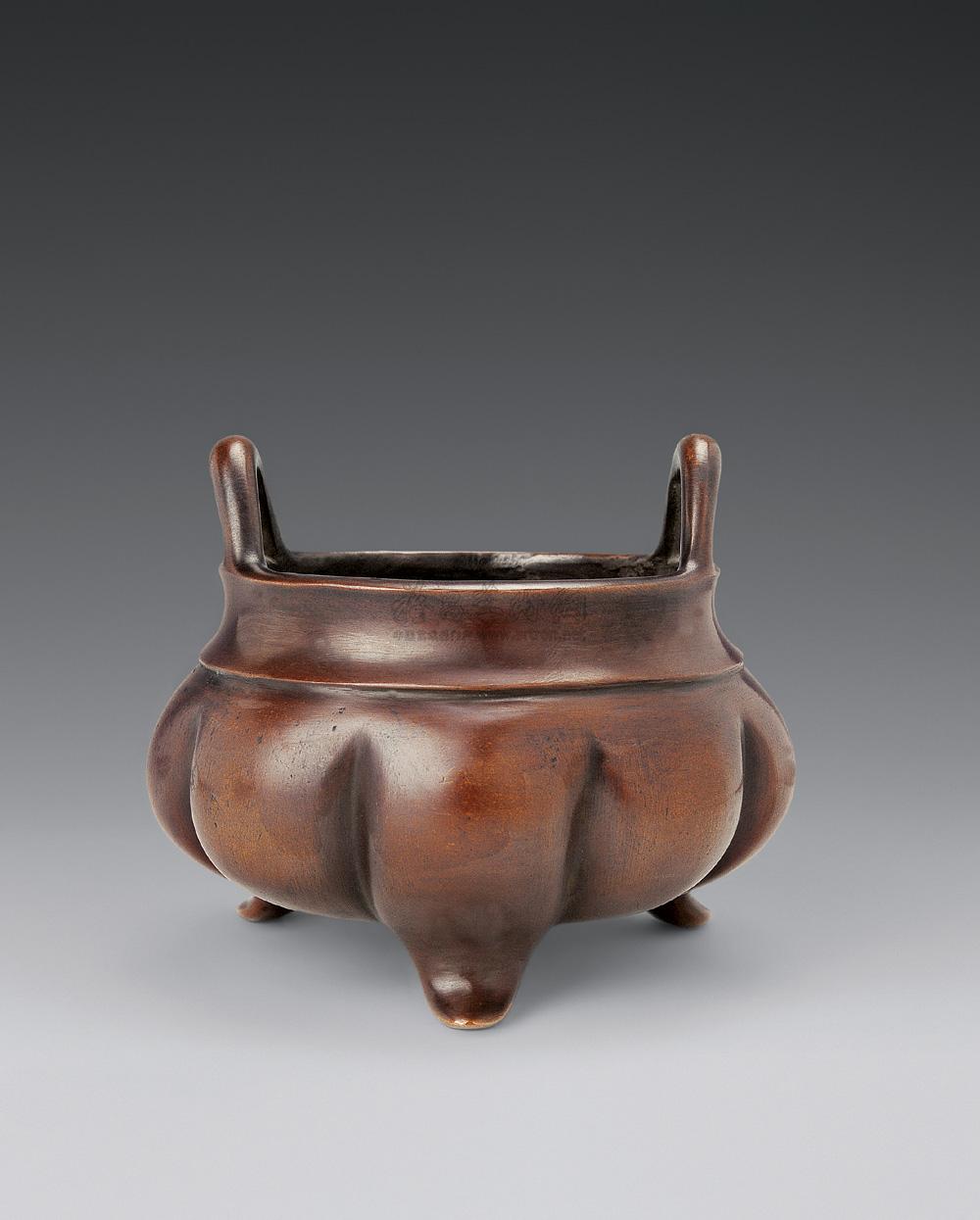 3543 明 铜大明宣德年制双耳炉