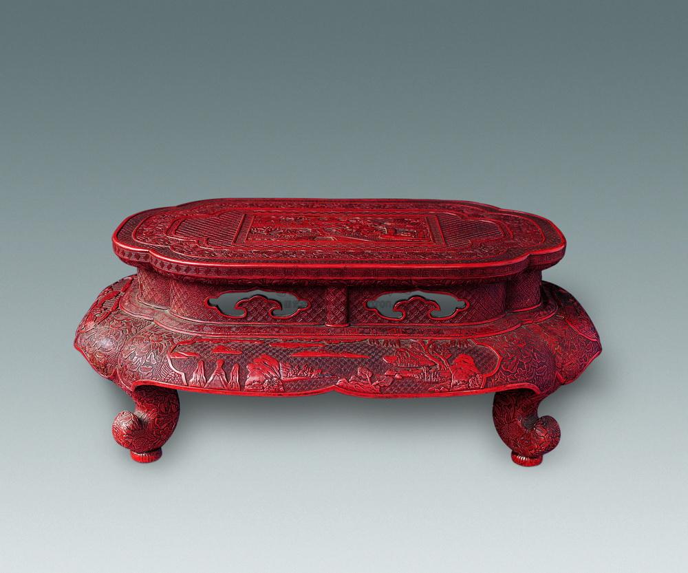 0169 清 剔红双层雕山水人物茶几