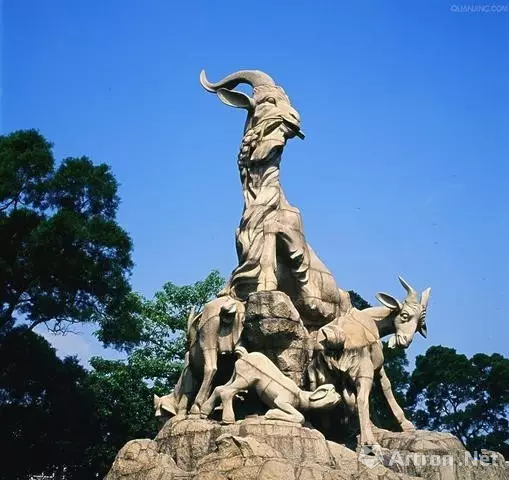图为《五羊城雕塑》