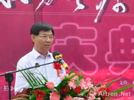 中国国际书画艺术研究会副会长赵天民致辞