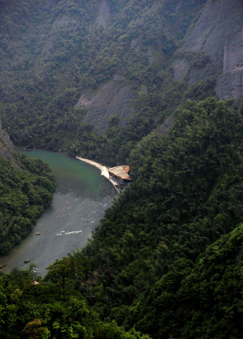 桂林天门山“山之港”临江餐厅