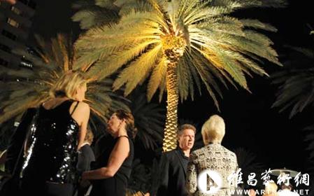 各艺博会延长预展时间 迎接全球富豪