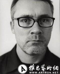 赫斯特的下一个合作对象是谁？