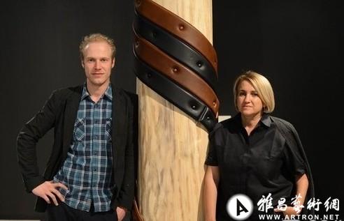 混合的艺术 芬迪联合艺术家将皮包与家具结合