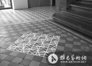 比利时艺术家以视频投影表现极简设计