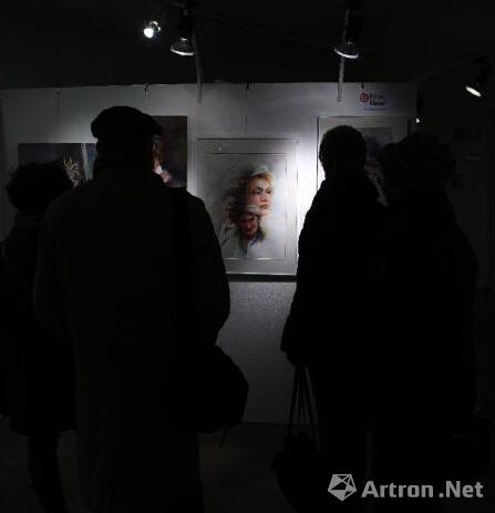 法兰克福艺术品圣诞市场亮相(图)